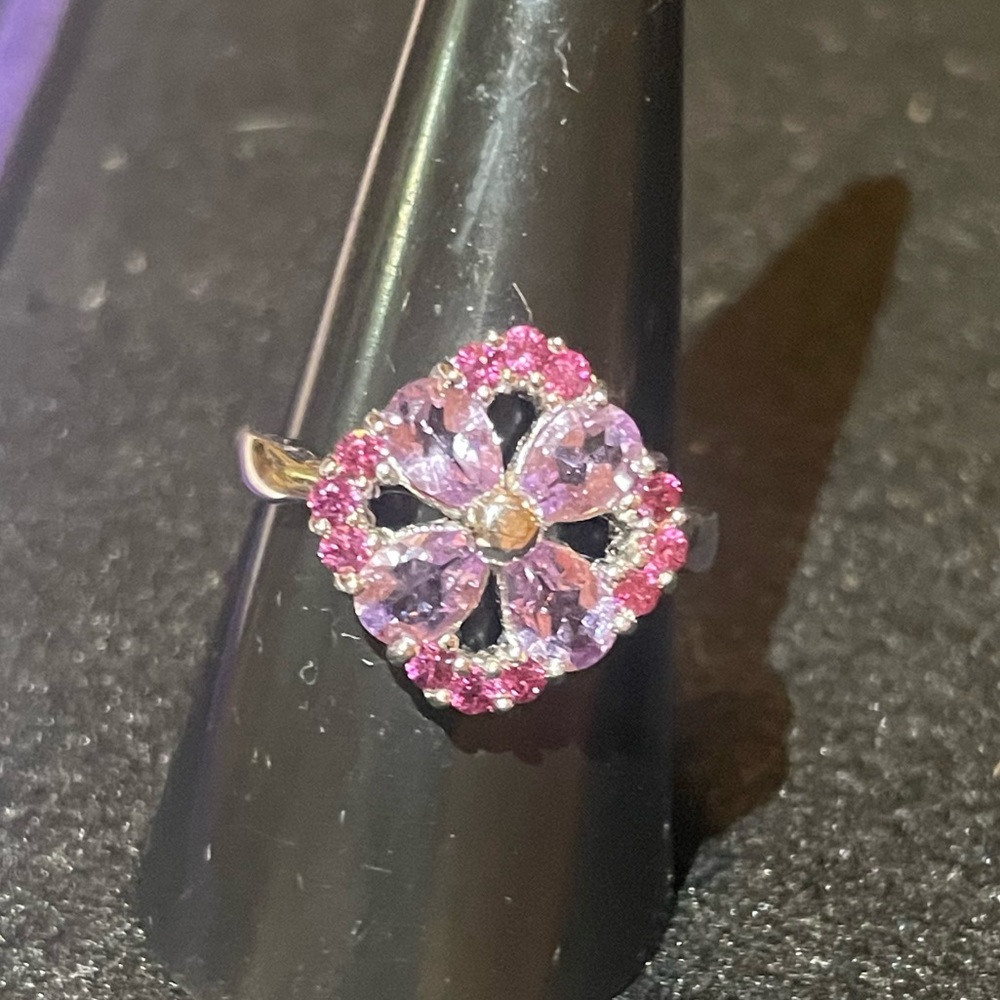 Elegant Pink Tourmaline and Purple Amethyst Floral. 925 Sterling silver Ring